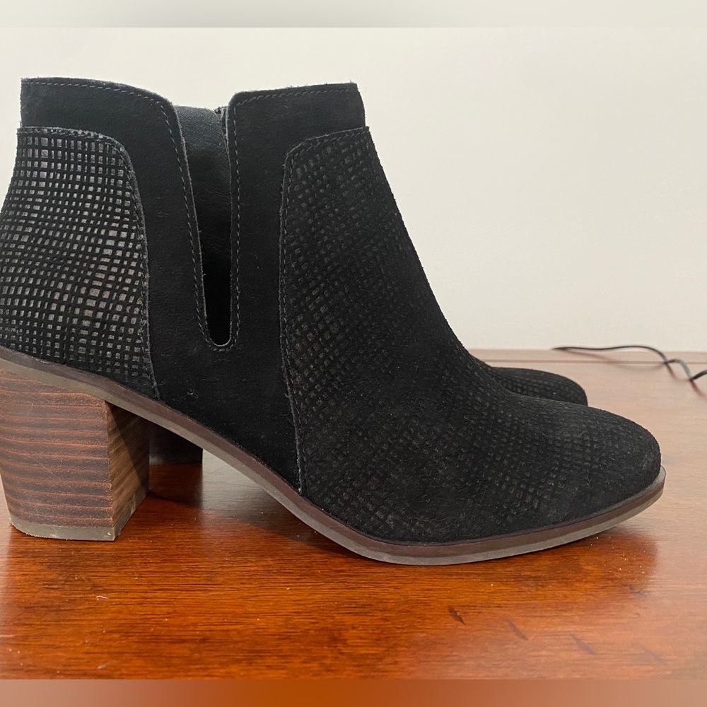 Lucky Brand Ponic Bootie, Size 8.5, Black